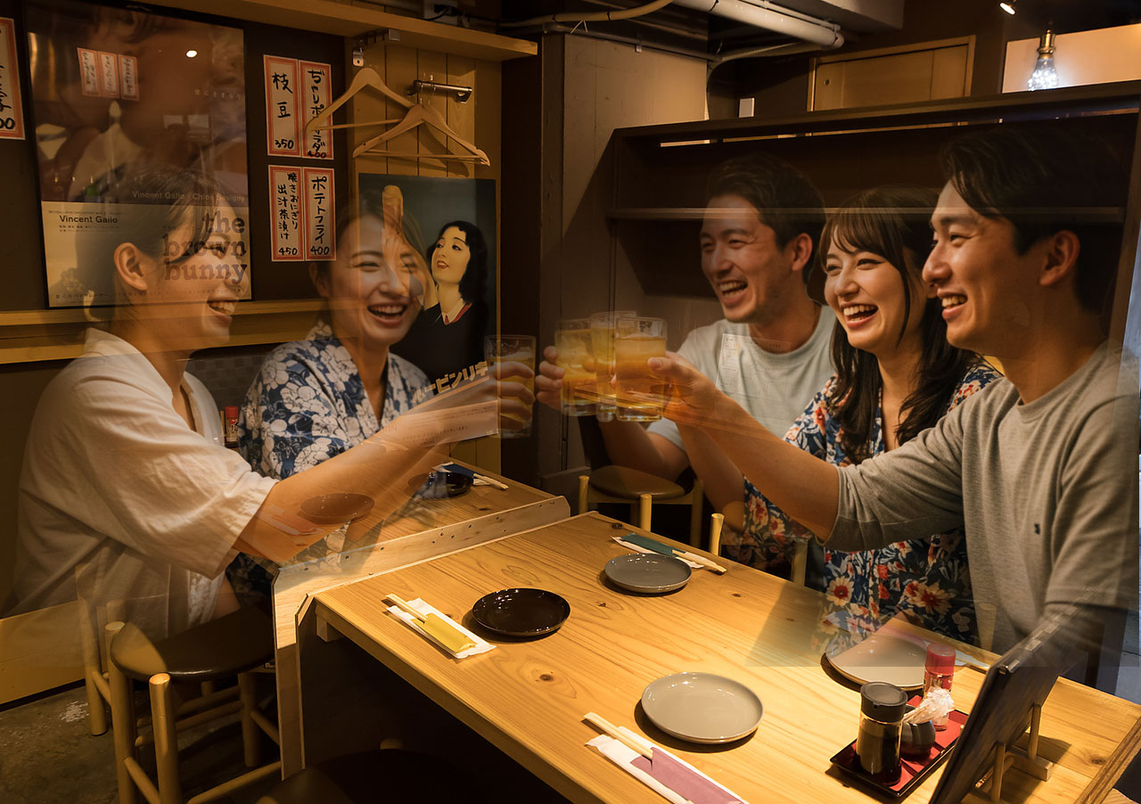 食べて飲んで遊んで、みんな笑顔！-1