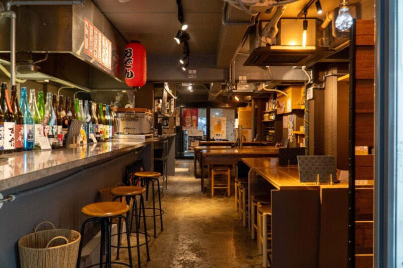 「ちょっと一杯」が遊びに変わる場所