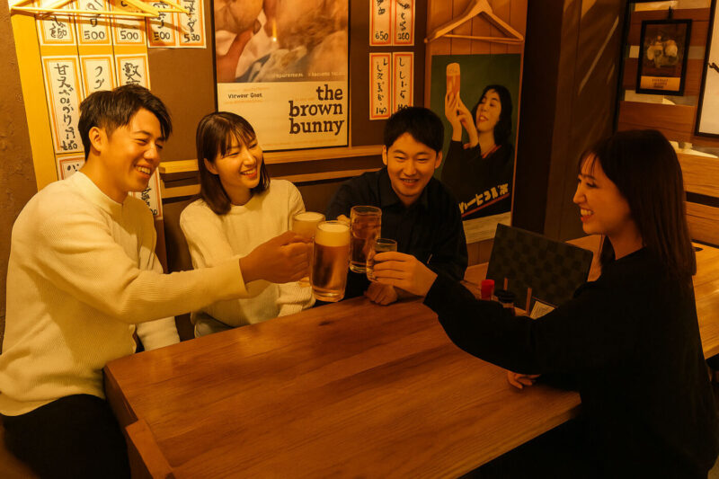 遊びと本気が
交差する居酒屋